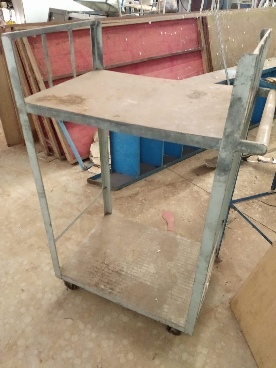 Carrinho para transportar matriz de sola