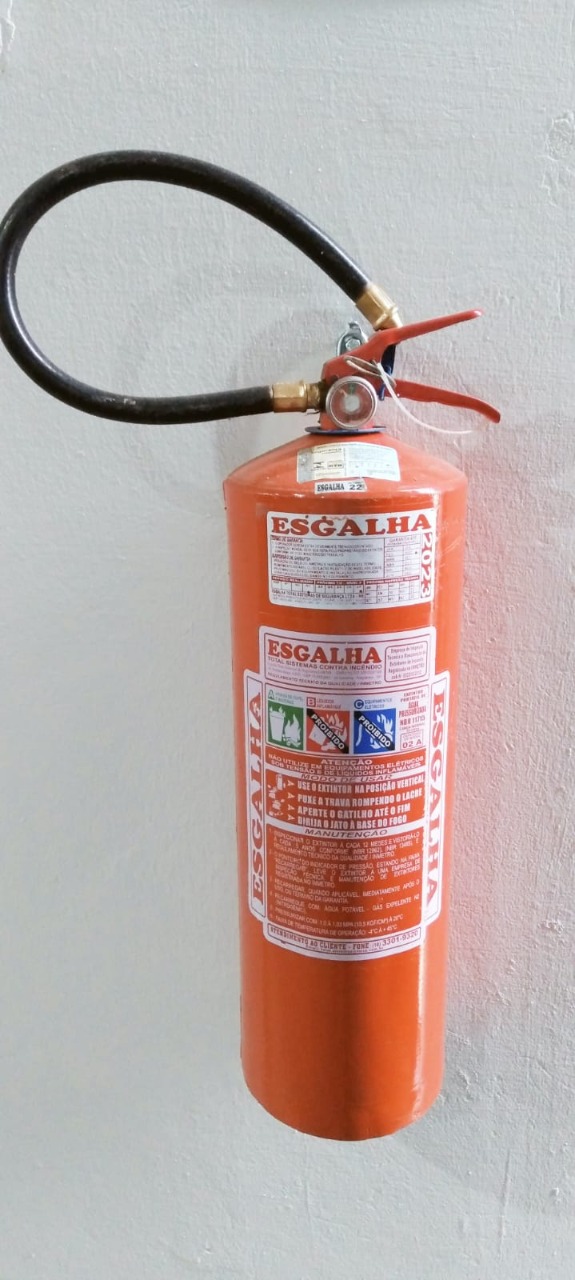 Extintor de água pressurizada, 10 litros