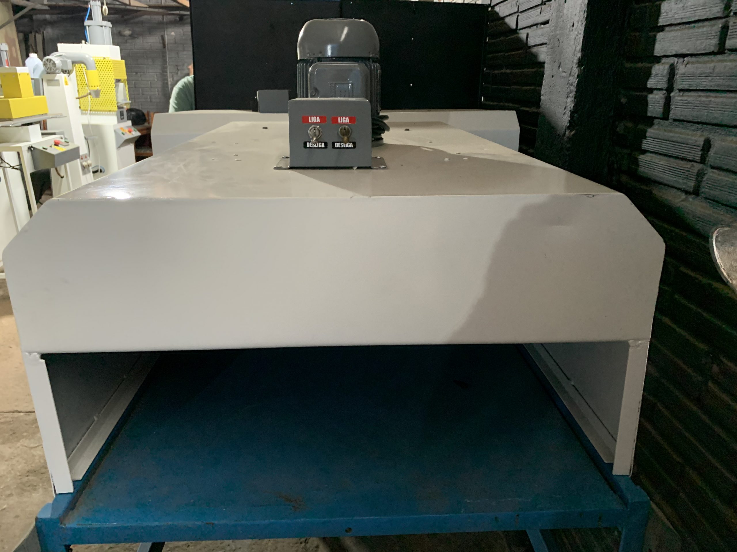 Estufa vento norte larga