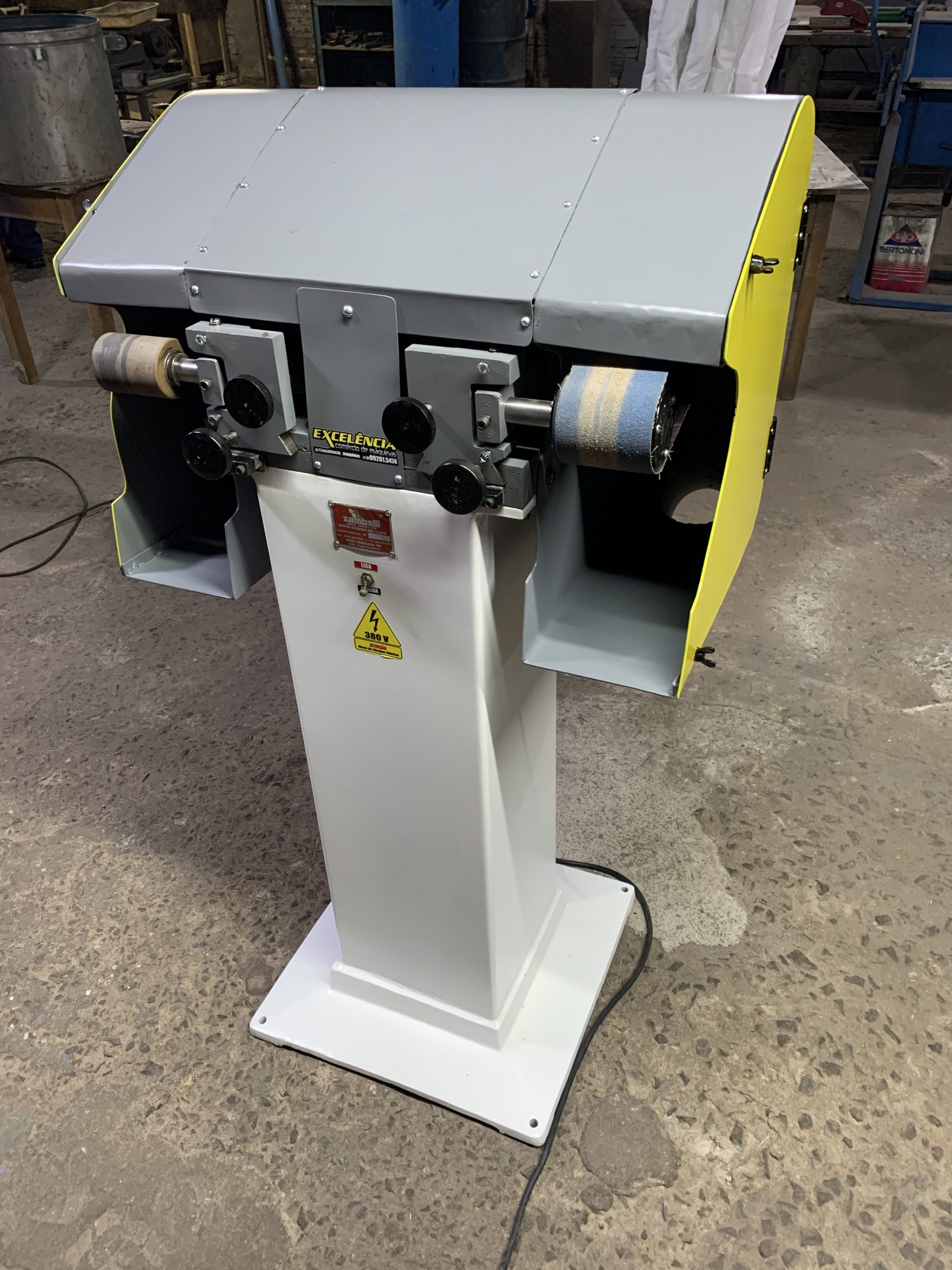 Lixadeira horizontal dupla