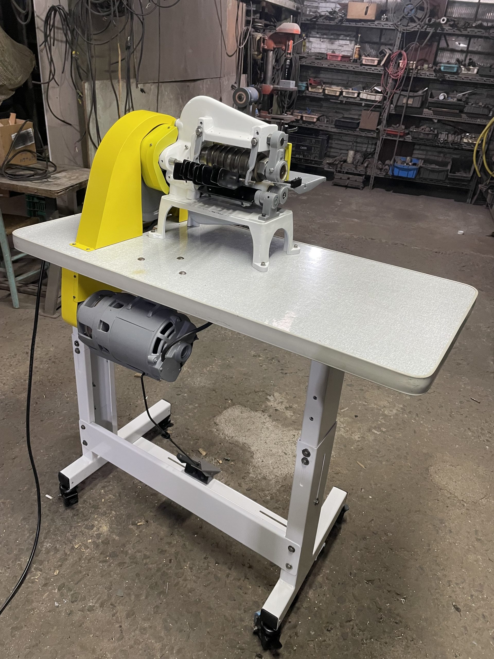 Máquina de cortar tiras