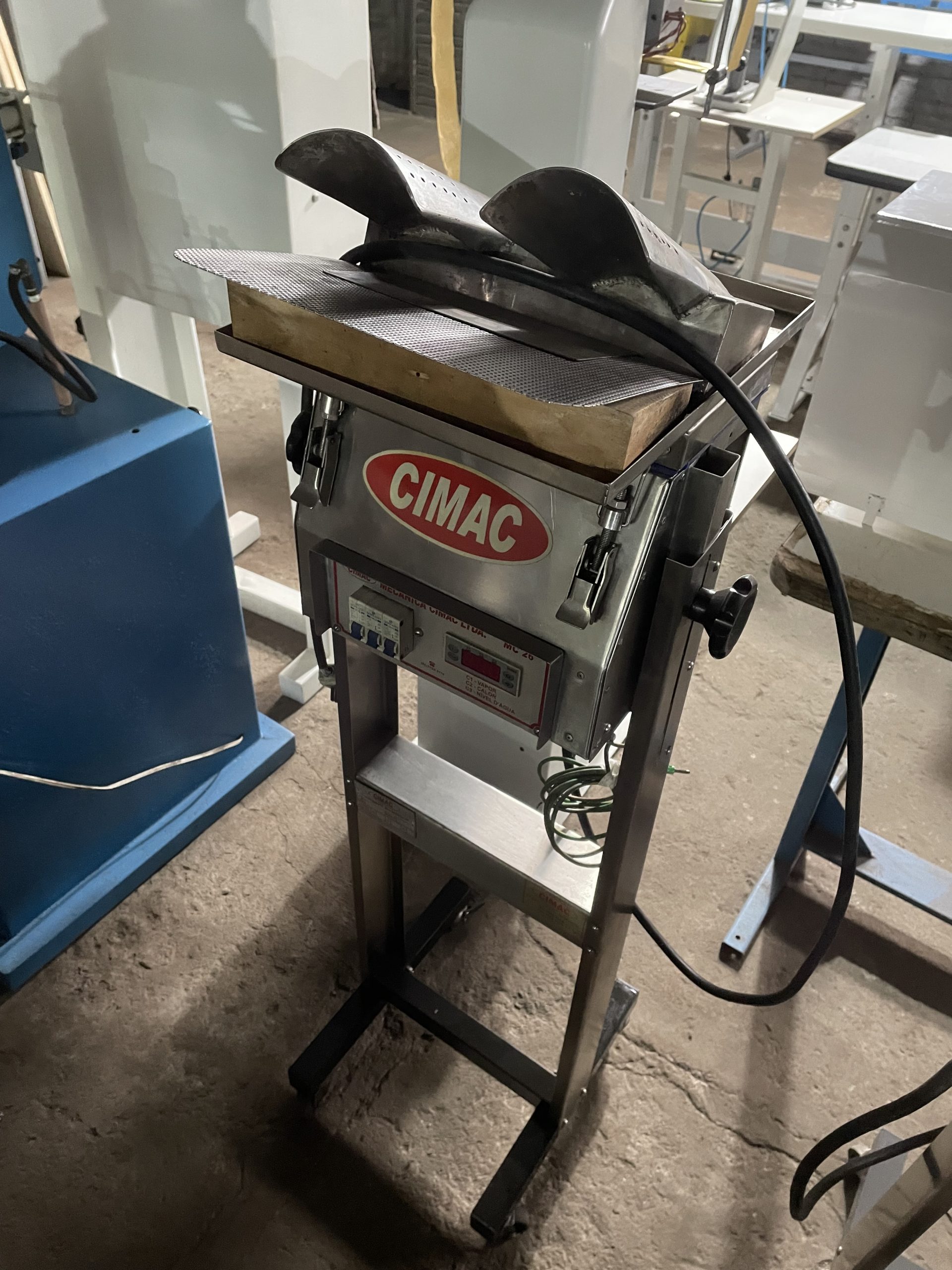 Estufa vapor para bico