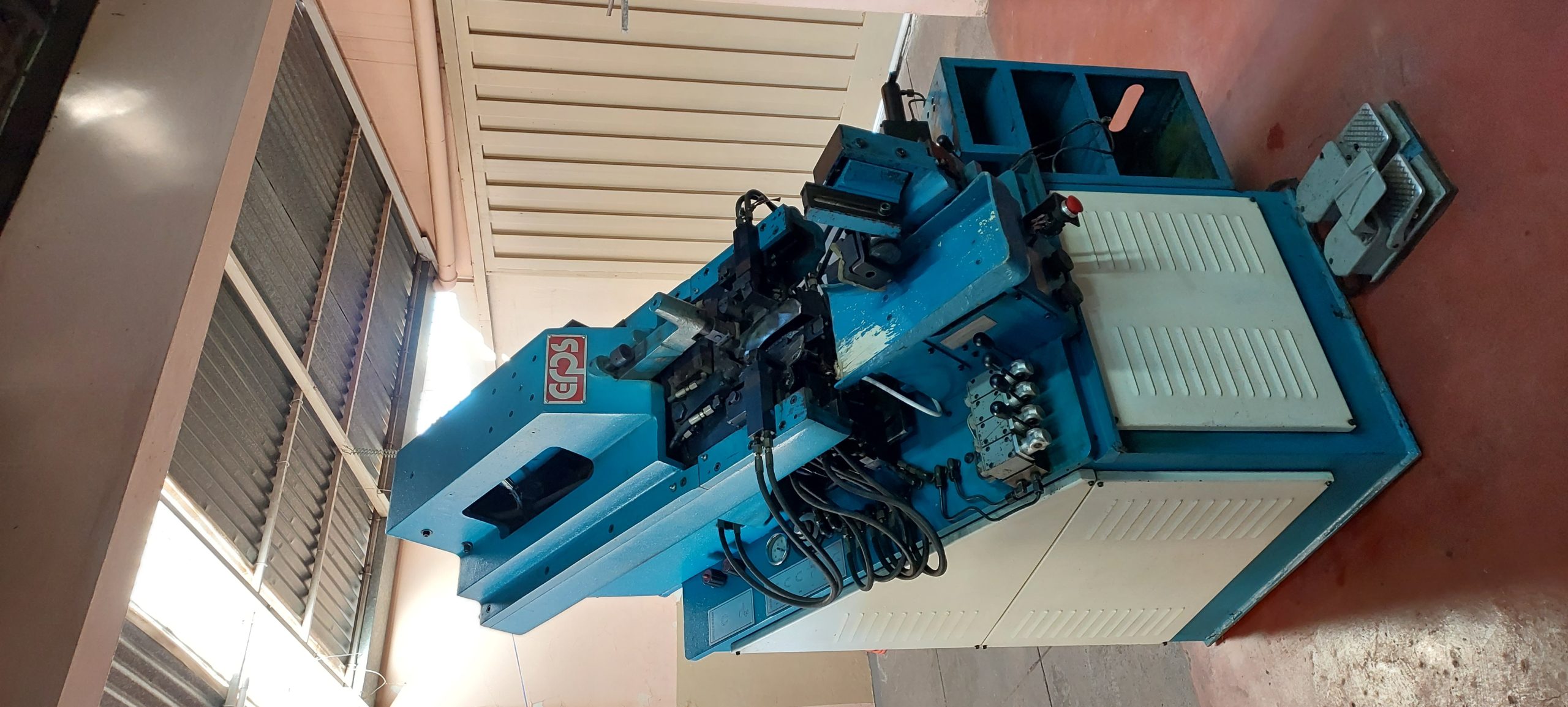 Máquina de Montar Bico – Marca ERPS – Mod. Hiper7