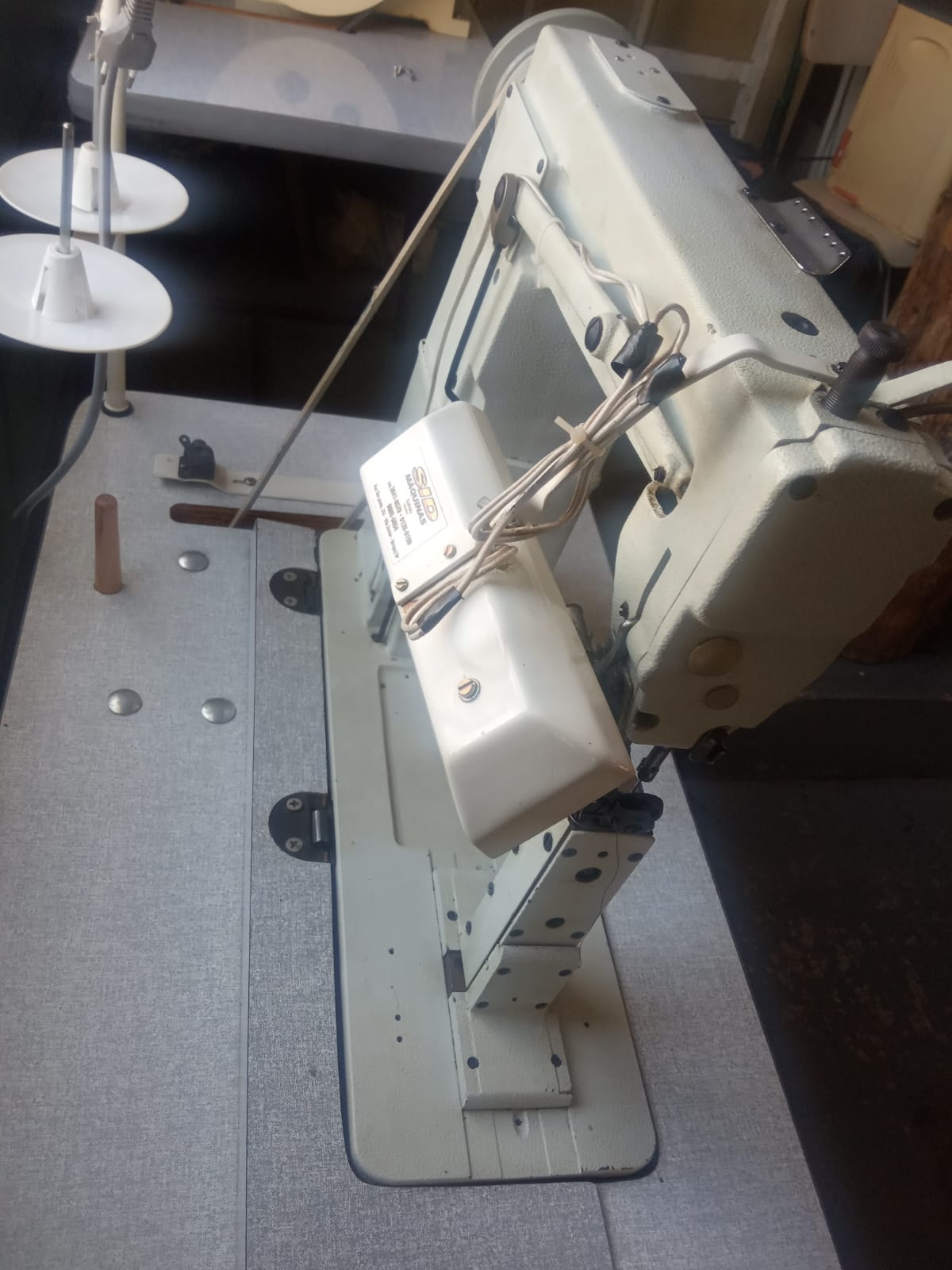 Maquina de coluna transporte simples