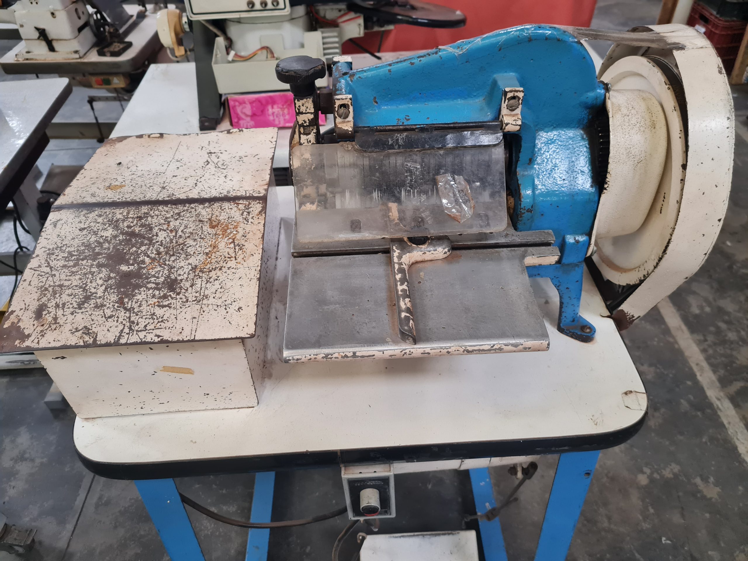 Maquina Cortar Laminado em Tiras “Nobre”