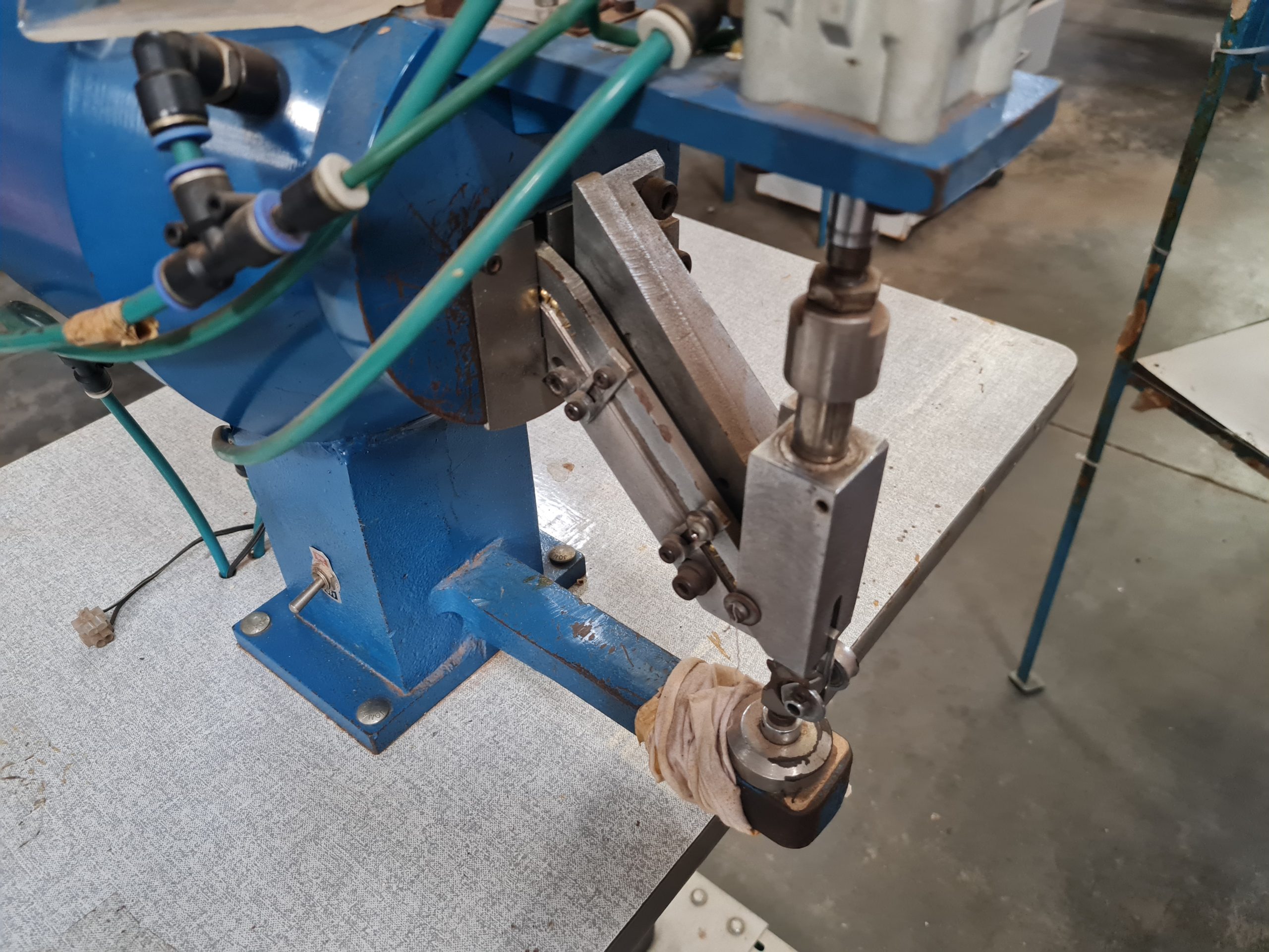 Maquina Spykers Cravo enfeite