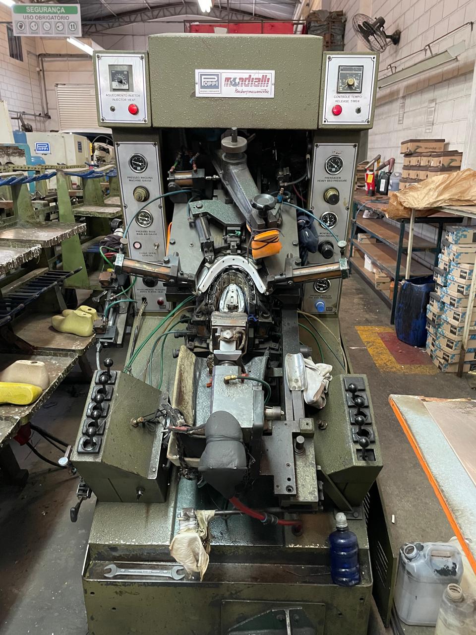 Vendo Máquinas Semi-Novas