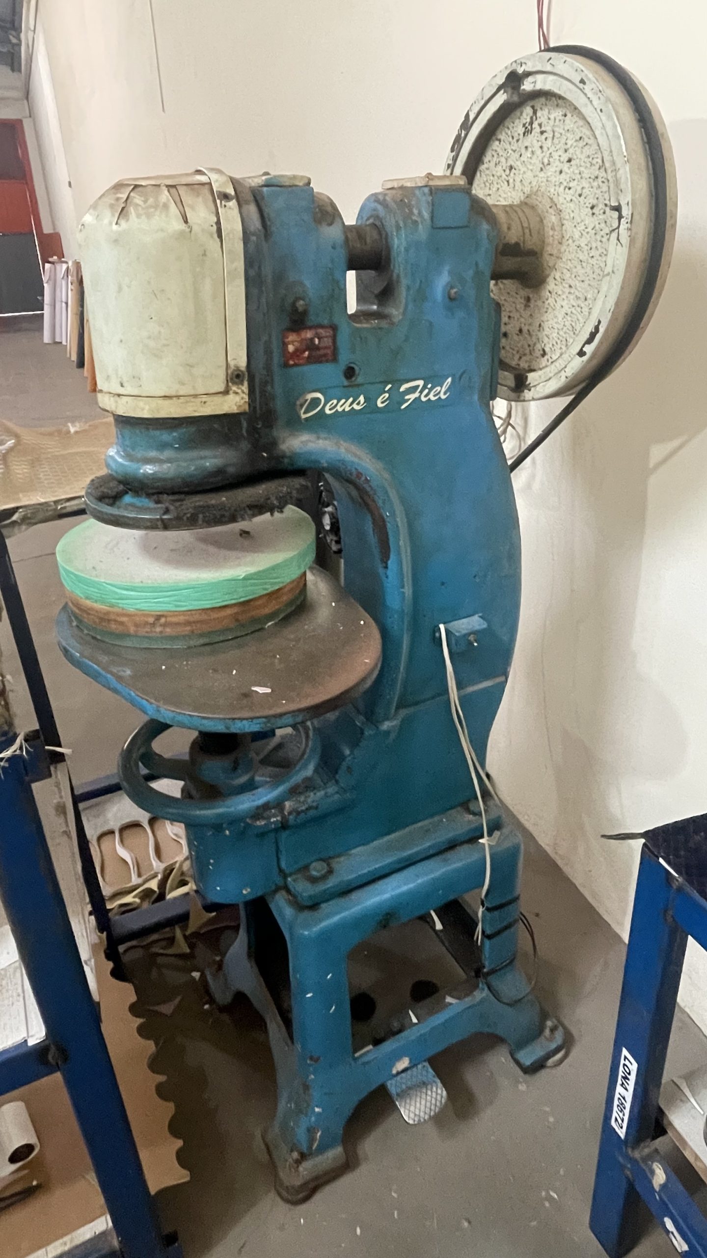 Balacim mecânico trifásico