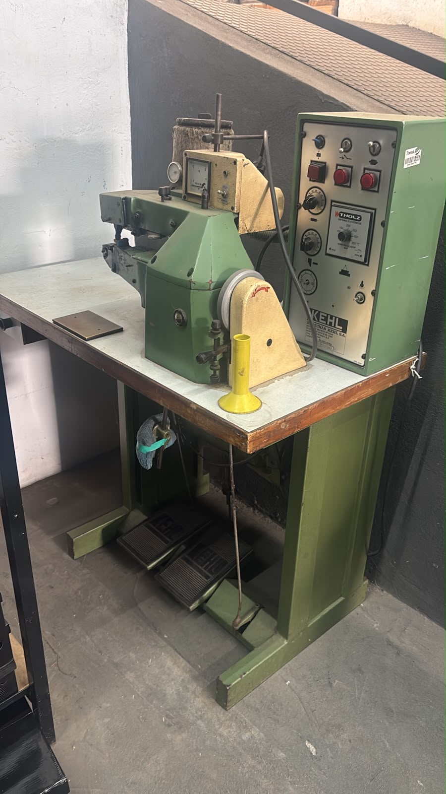 1 máquina de passar Vaster nova
